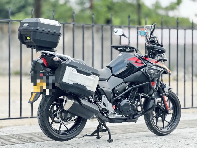 二手豪爵铃木DL250