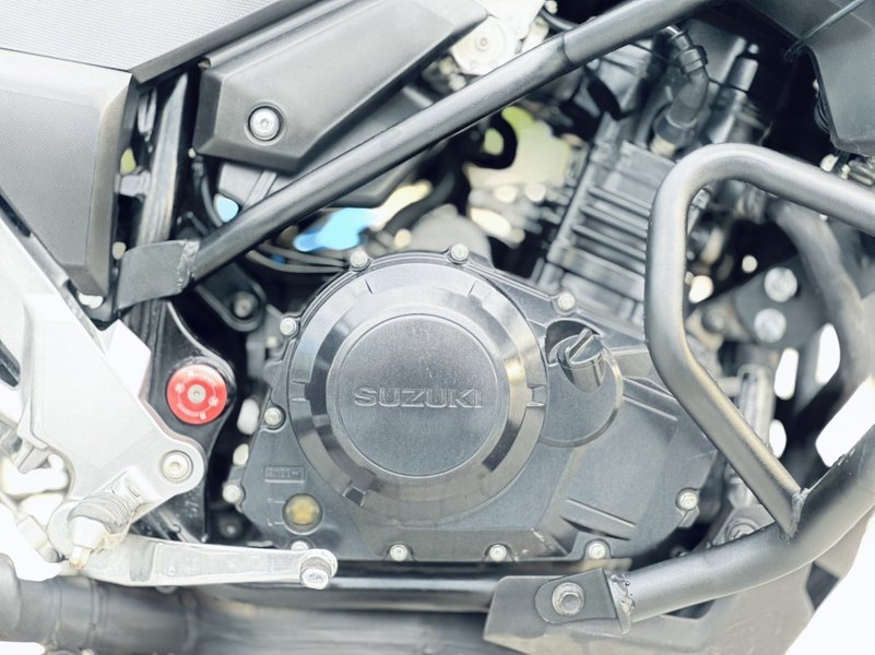 二手豪爵铃木DL250