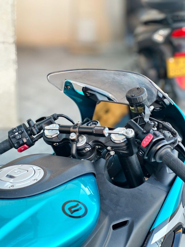 二手春风500SR VOOM