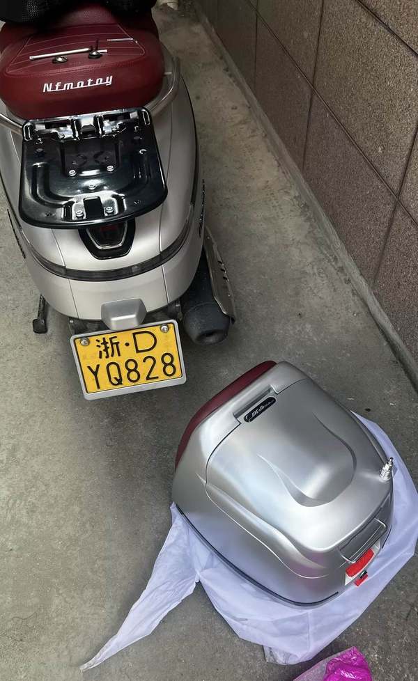 二手南方梦拉丽莎 飞戈