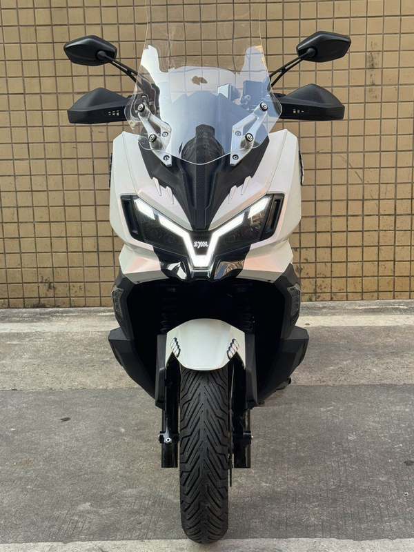 二手三阳哈士奇 Husky ADV300