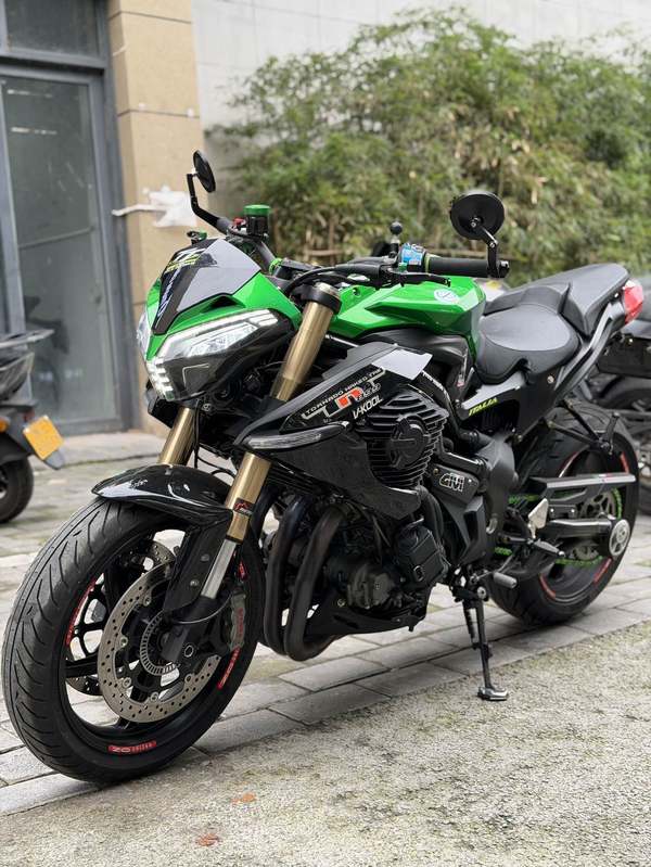 二手贝纳利TNT899