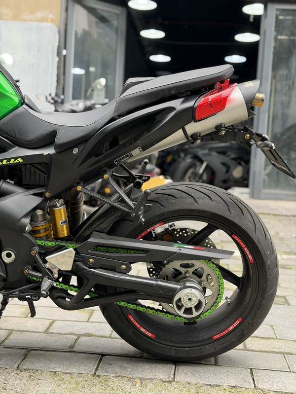 二手贝纳利TNT899