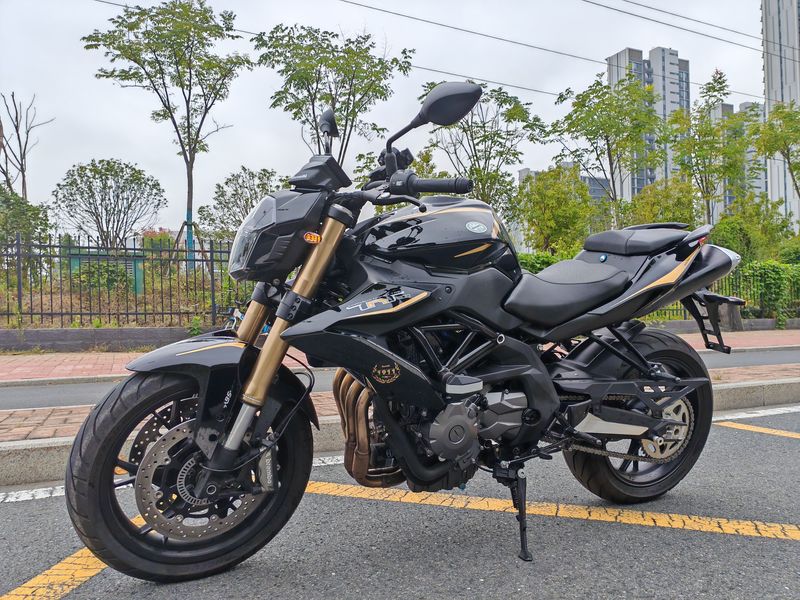 二手贝纳利TNT600i