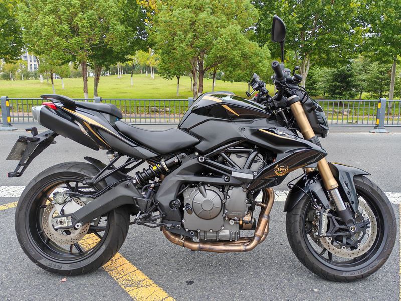 二手贝纳利TNT600i