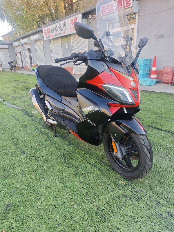 二手宗申阿普利亚SR Max 300 