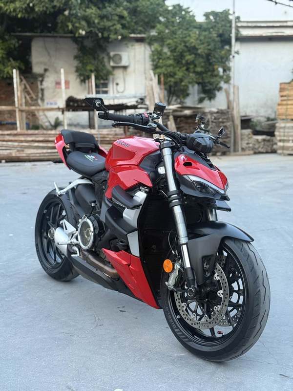 二手杜卡迪Street Fighter V2