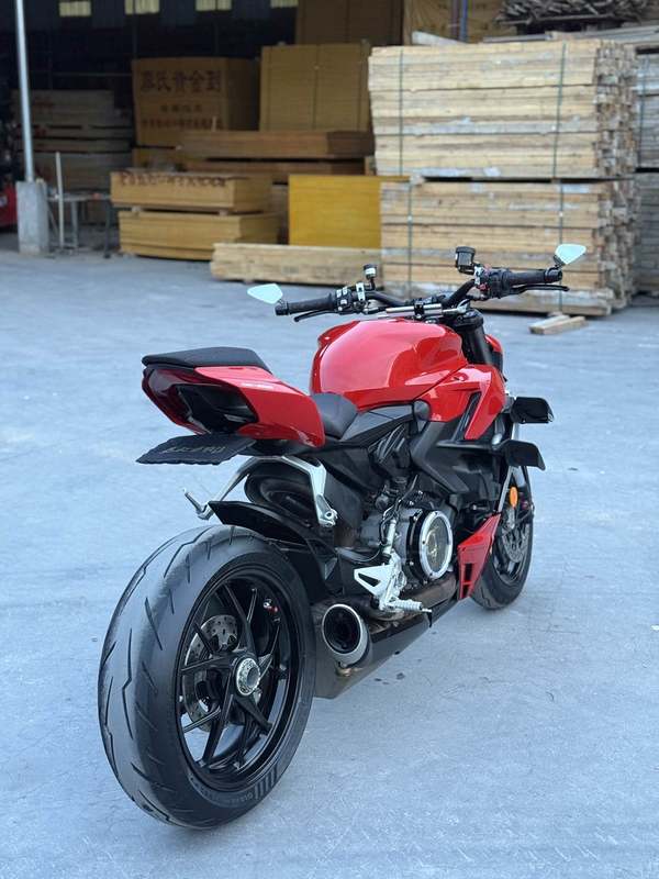 二手杜卡迪Street Fighter V2