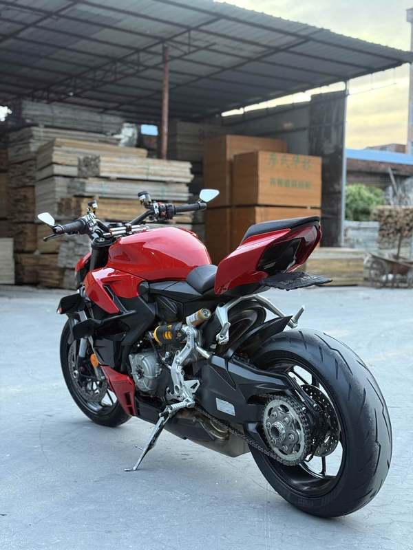 二手杜卡迪Street Fighter V2