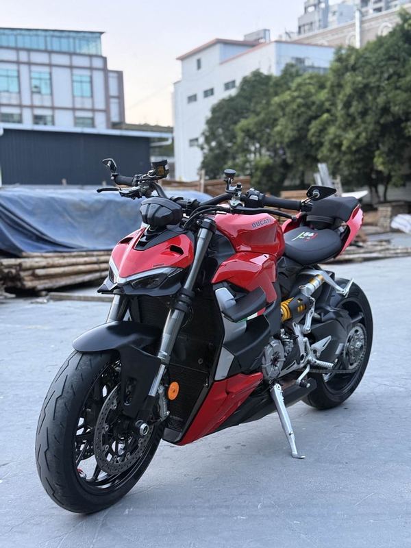 二手杜卡迪Street Fighter V2