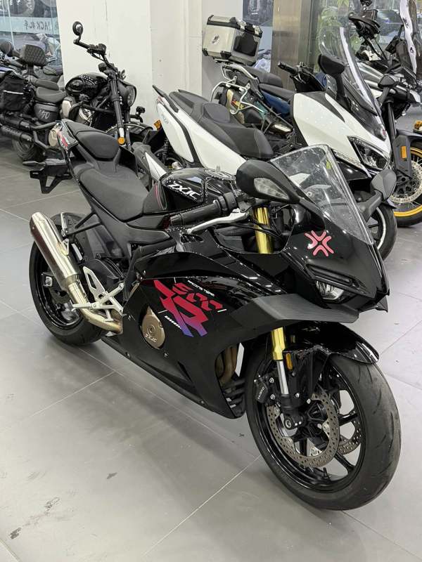 二手张雪机车500RR