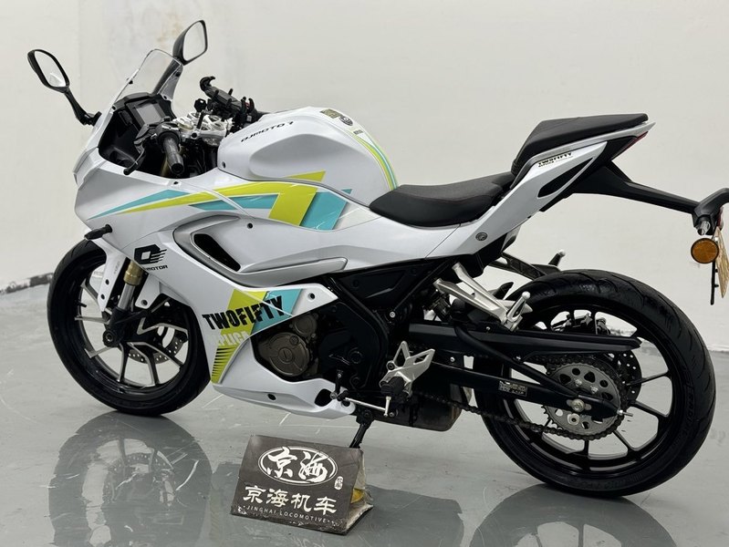 二手QJMOTOR赛250