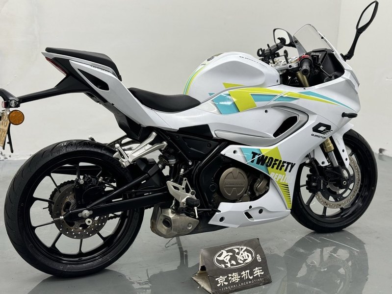 二手QJMOTOR赛250
