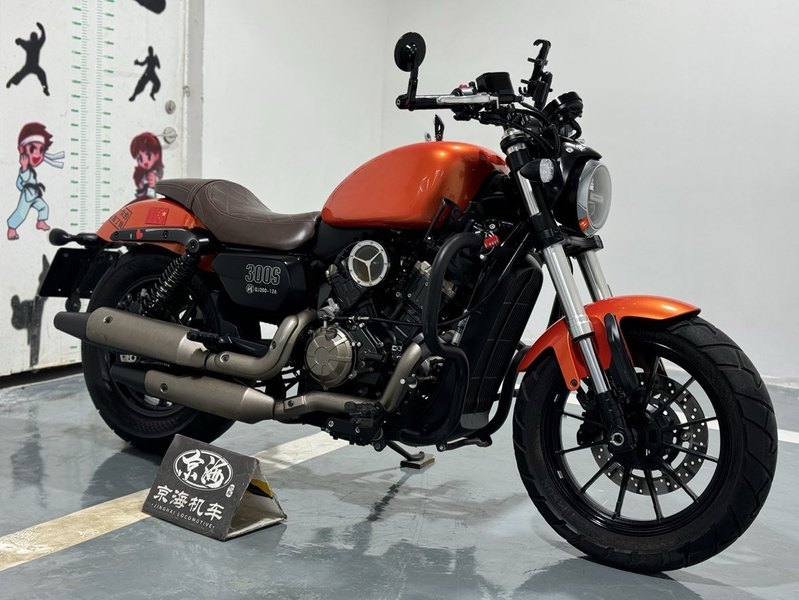 二手QJMOTOR闪300