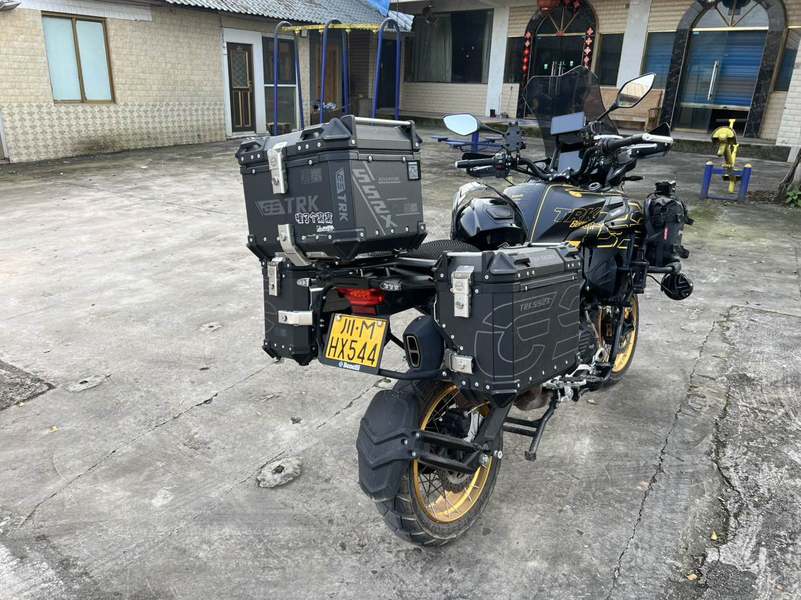 二手贝纳利TRK552