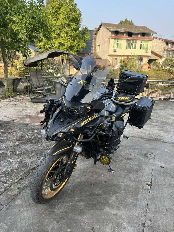 二手贝纳利TRK552