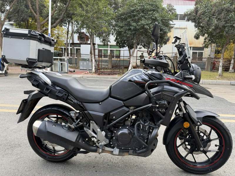 二手豪爵铃木DL250