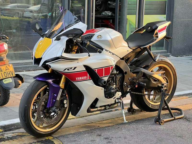 二手雅马哈YZF-R1