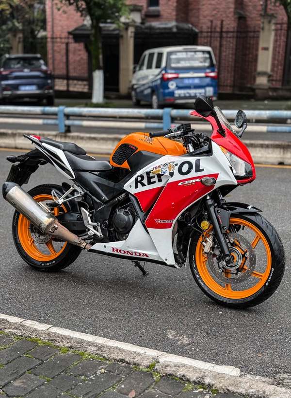 二手本田CBR300R