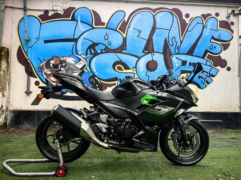 二手川崎Ninja 400
