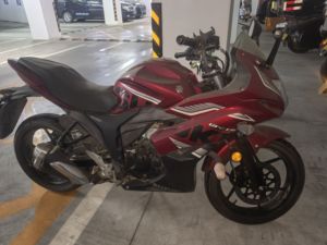 二手济南铃木极客飒 Gixxer 155