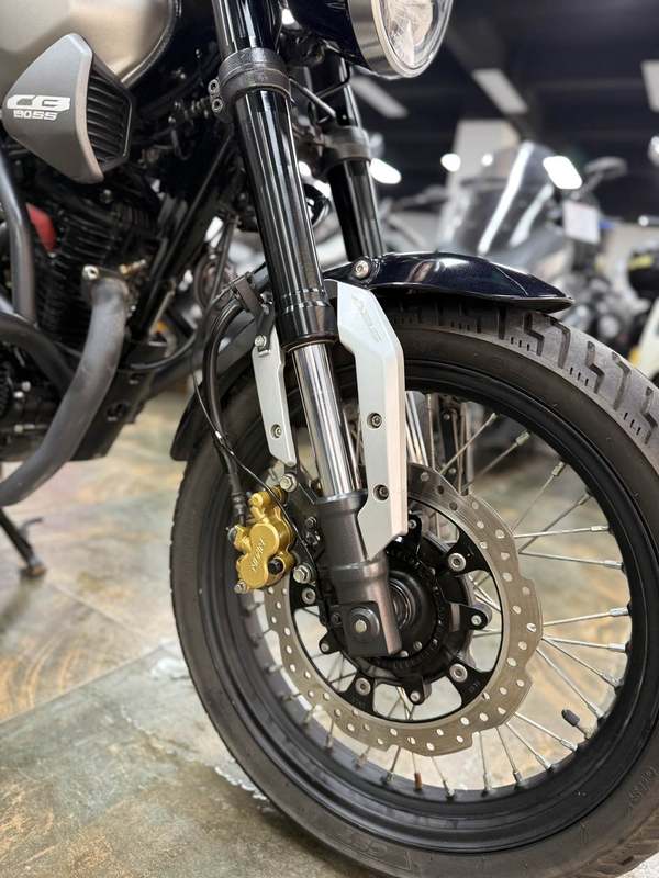 二手五羊本田鸷道 CB190SS