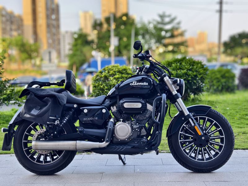 二手奔达Rock300 灰石