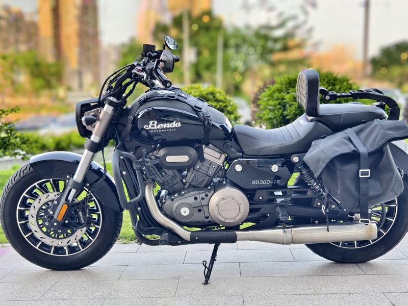 二手奔达Rock300 灰石