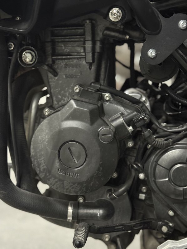 二手贝纳利金鹏 TRK502