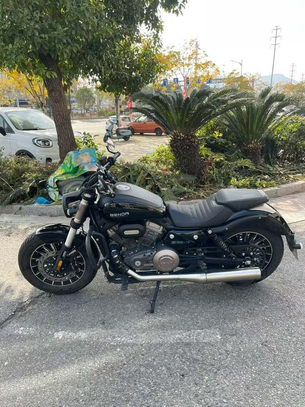 二手奔达Rock300 灰石