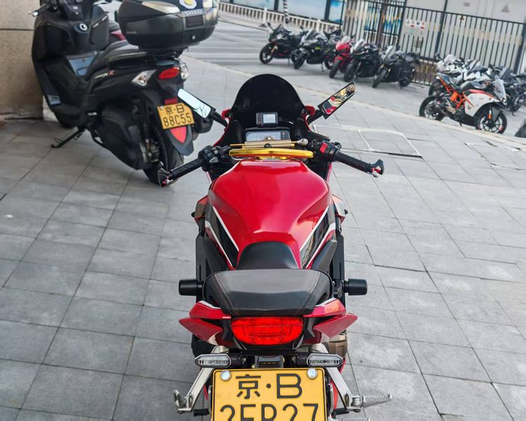 二手本田CBR650R