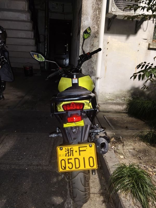 二手春风ST狒狒