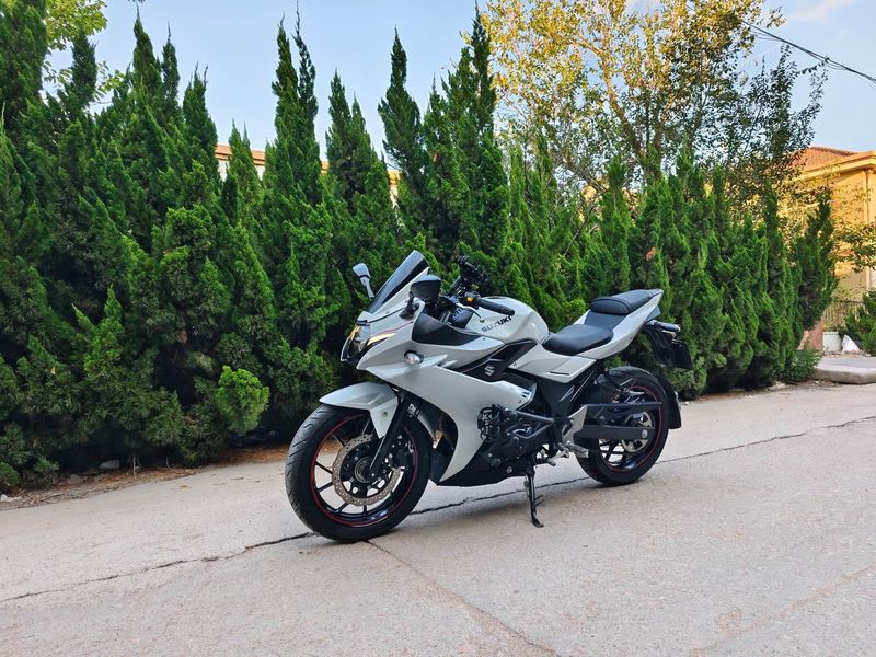 二手豪爵铃木GSX250R