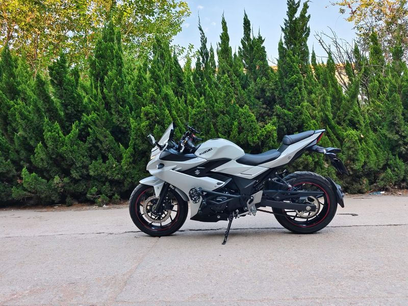 二手豪爵铃木GSX250R