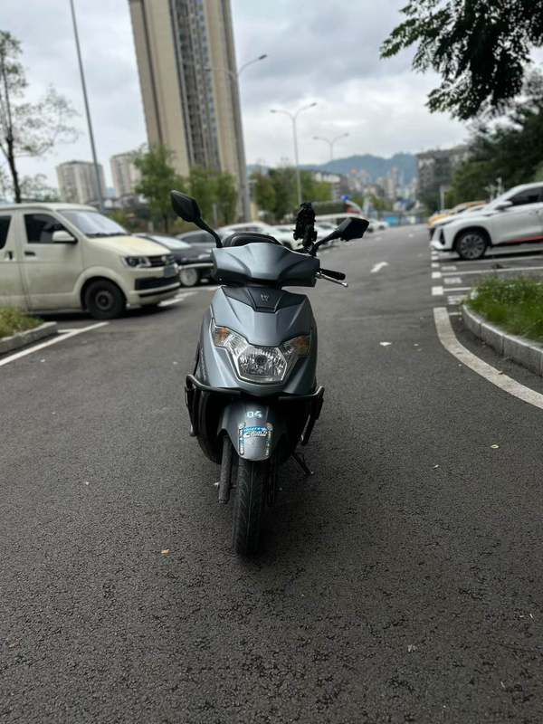 二手豪爵虎鲨VX125