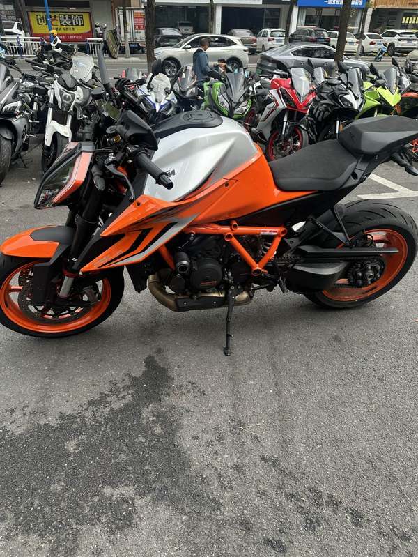 二手KTMR2R1290 Super Duke