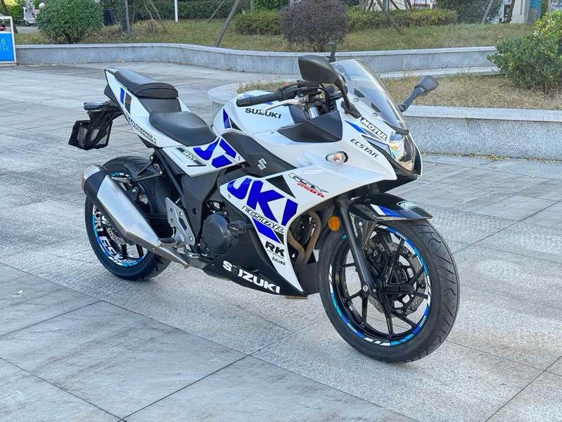 二手豪爵铃木GSX250R