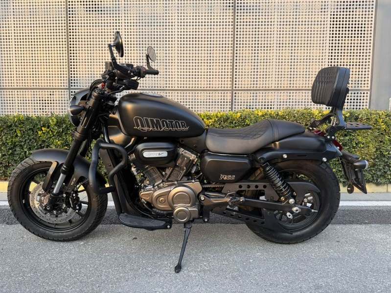 二手QJMOTOR闪300