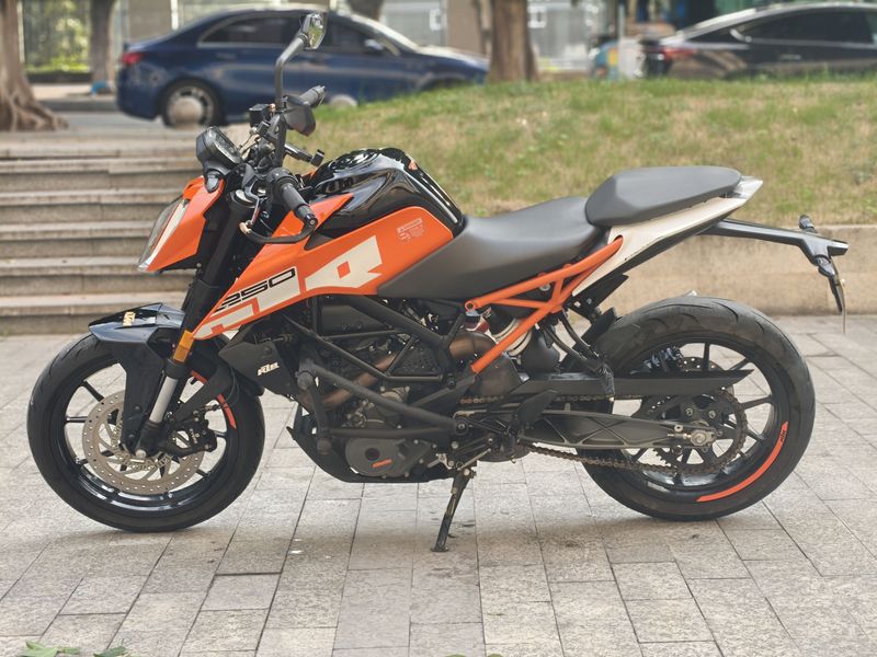 二手KTMR2R250 Duke