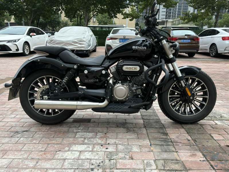 二手奔达Rock300 灰石