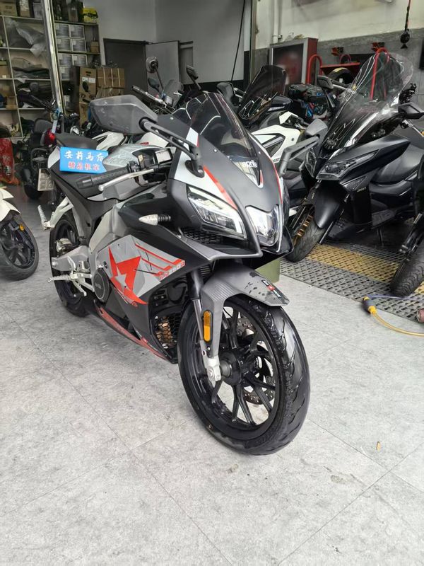 二手宗申阿普利亚GPR250R