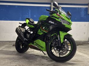 二手川崎ZX-4R