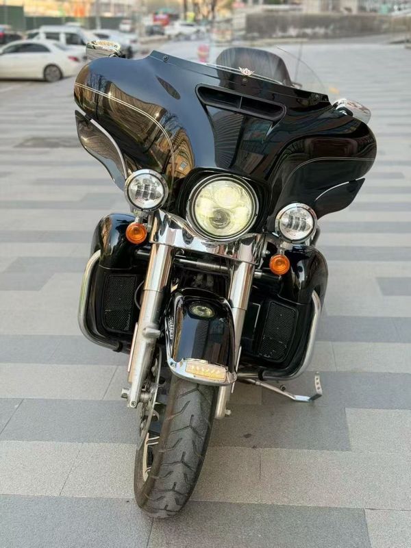 二手哈雷戴维森旗舰滑翔  Limited