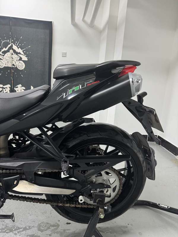 二手贝纳利TNT600i