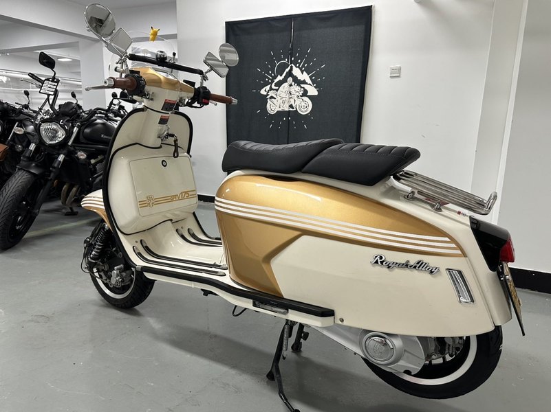 二手ROYAL ALLOYTV175(进口)