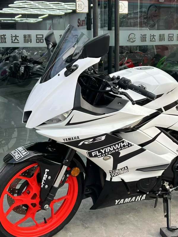 二手雅马哈YZF-R3