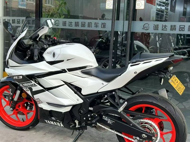 二手雅马哈YZF-R3