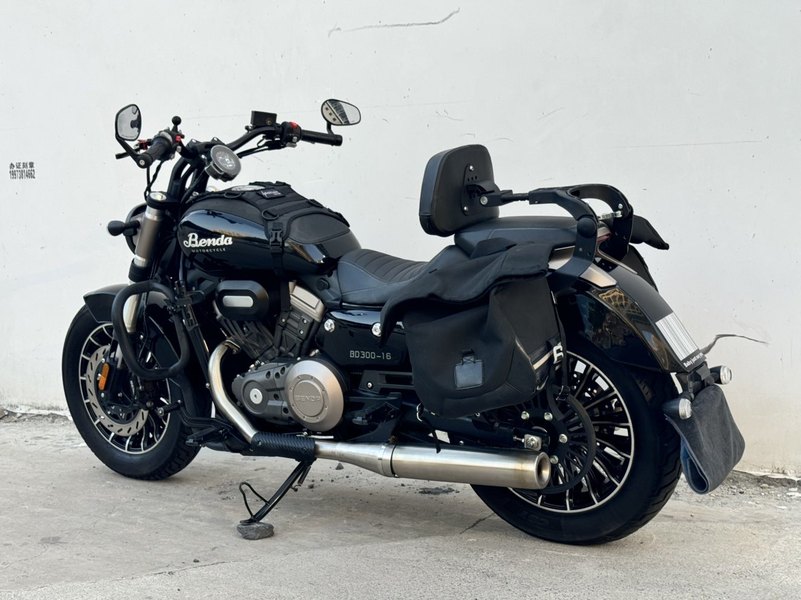 二手奔达Rock300 灰石