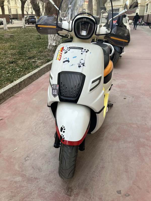 二手南方梦拉丽莎 飞戈