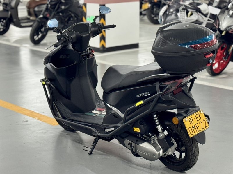 二手QJMOTOR鸿150RS